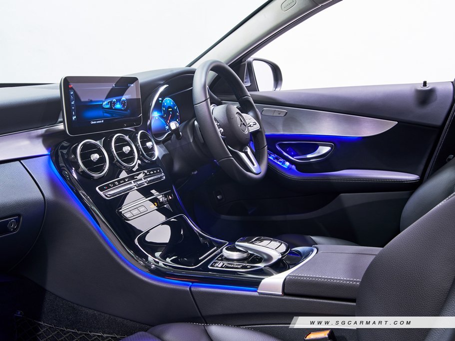https://i.i-sgcm.com/new_cars/cars/12472/12472_g74