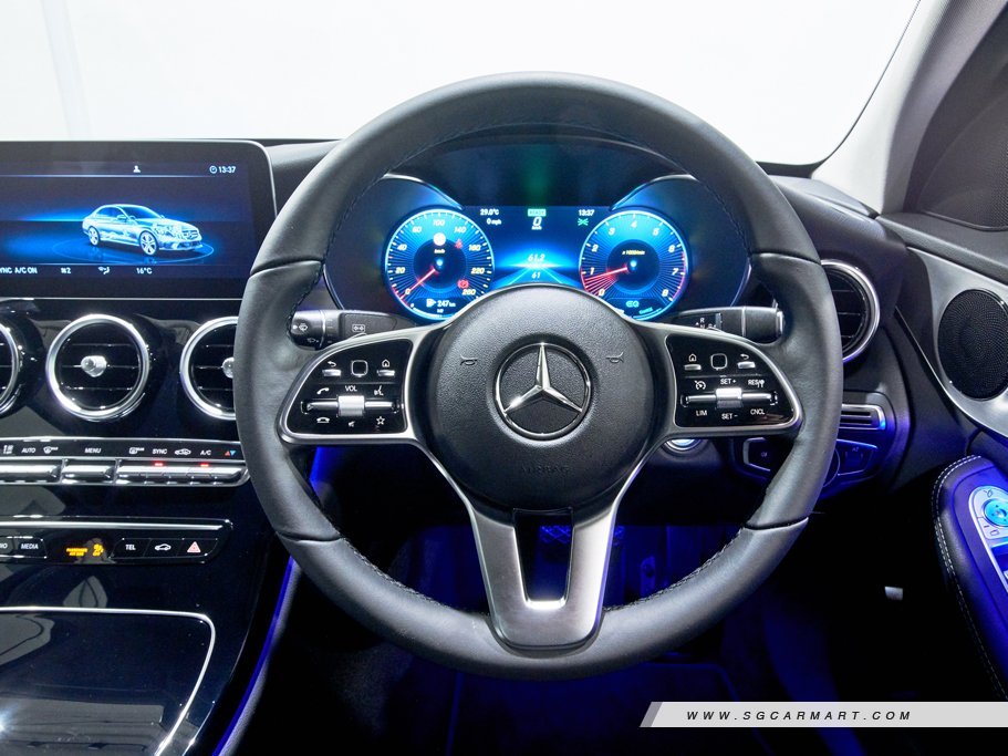 https://i.i-sgcm.com/new_cars/cars/12472/12472_g78