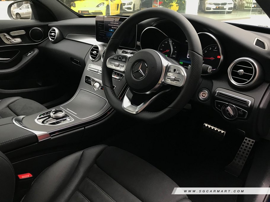 https://i.i-sgcm.com/new_cars/cars/12472/12472_g7