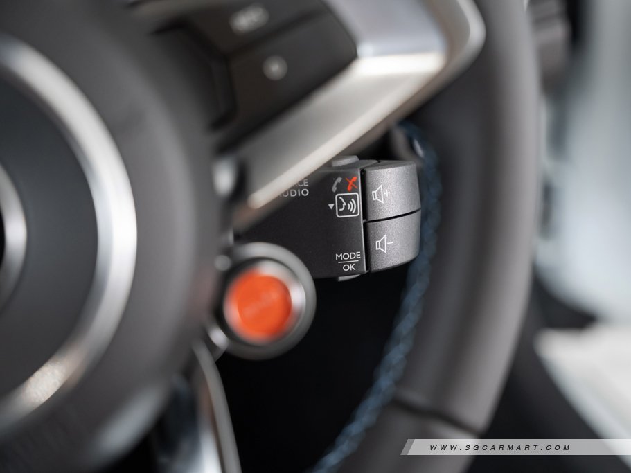 https://i.i-sgcm.com/new_cars/cars/12476/12476_g107