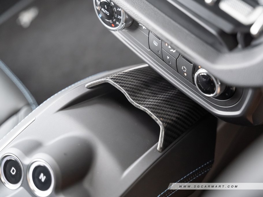 https://i.i-sgcm.com/new_cars/cars/12476/12476_g120