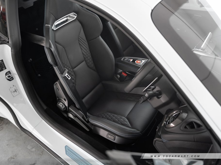 https://i.i-sgcm.com/new_cars/cars/12476/12476_g126