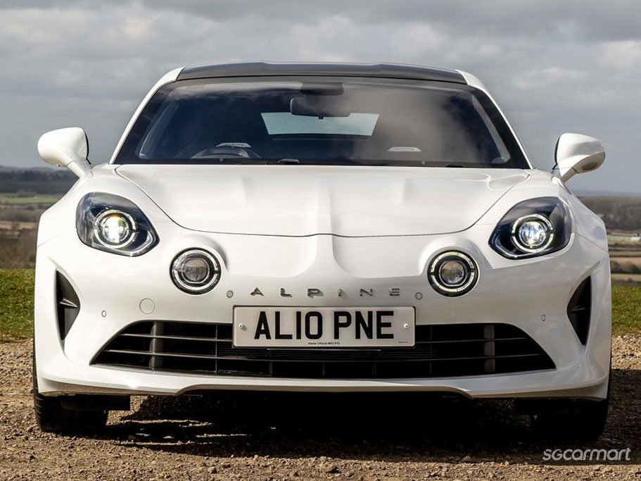https://i.i-sgcm.com/new_cars/cars/12476/12476_g158
