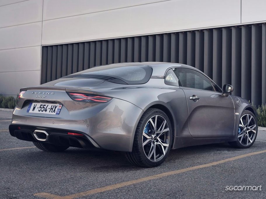 https://i.i-sgcm.com/new_cars/cars/12476/12476_g189