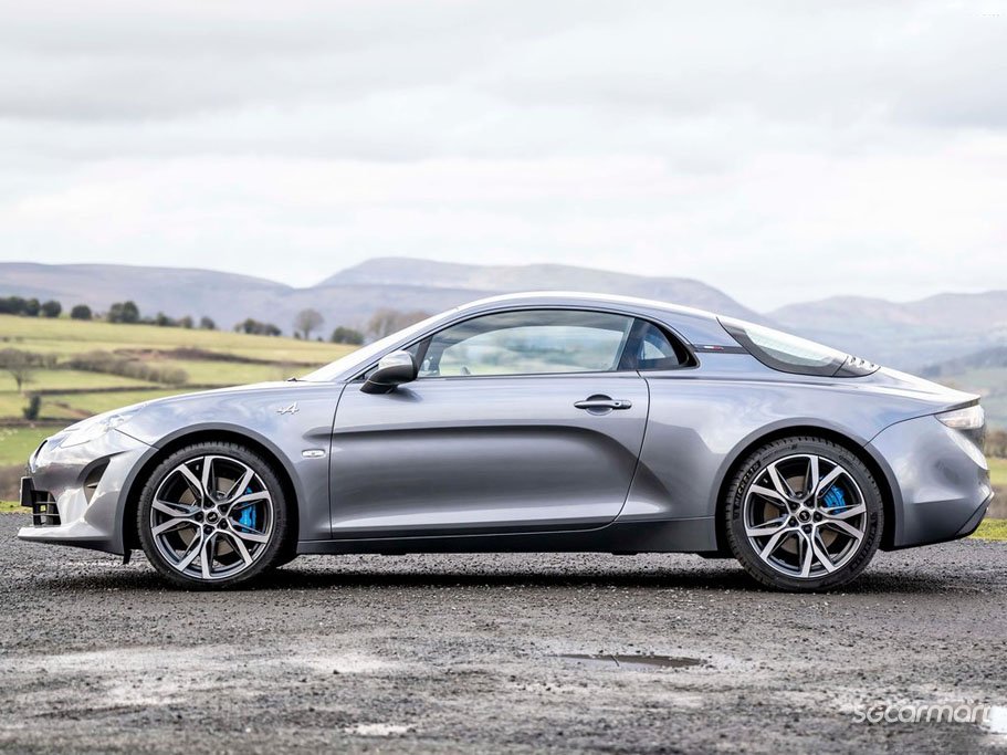 https://i.i-sgcm.com/new_cars/cars/12476/12476_g192