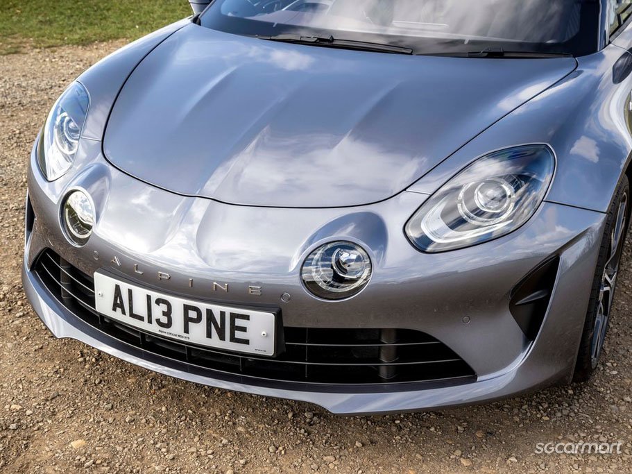 https://i.i-sgcm.com/new_cars/cars/12476/12476_g194