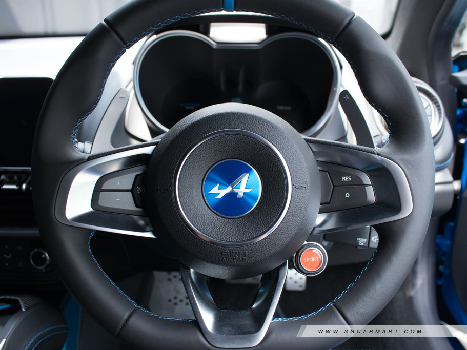 https://i.i-sgcm.com/new_cars/cars/12476/12476_g19