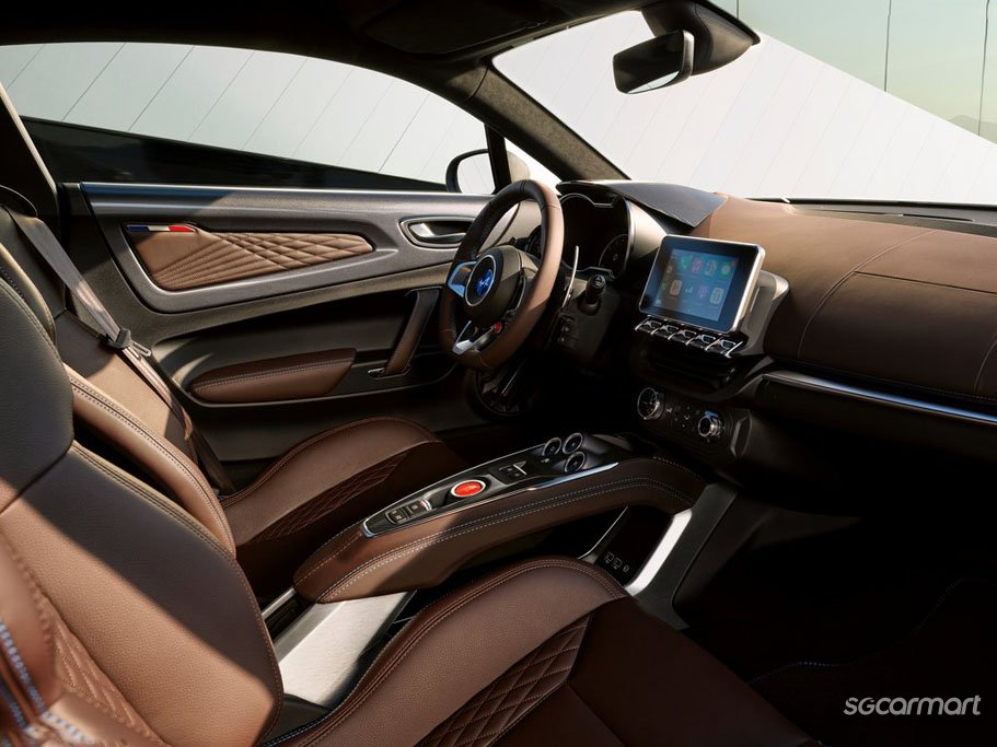 https://i.i-sgcm.com/new_cars/cars/12476/12476_g206