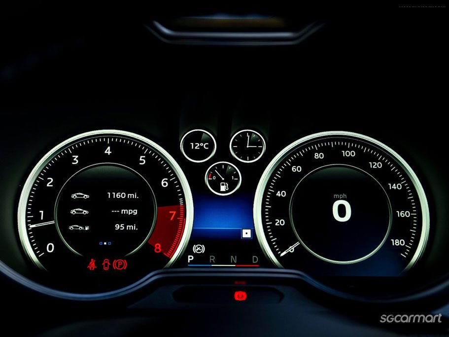 https://i.i-sgcm.com/new_cars/cars/12476/12476_g212