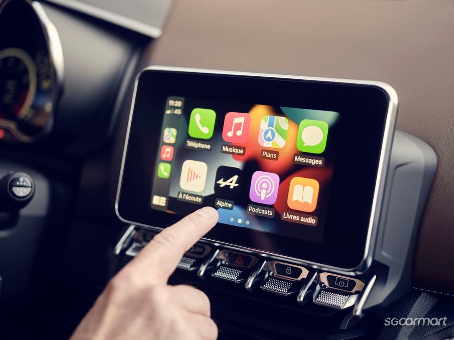 https://i.i-sgcm.com/new_cars/cars/12476/12476_g214