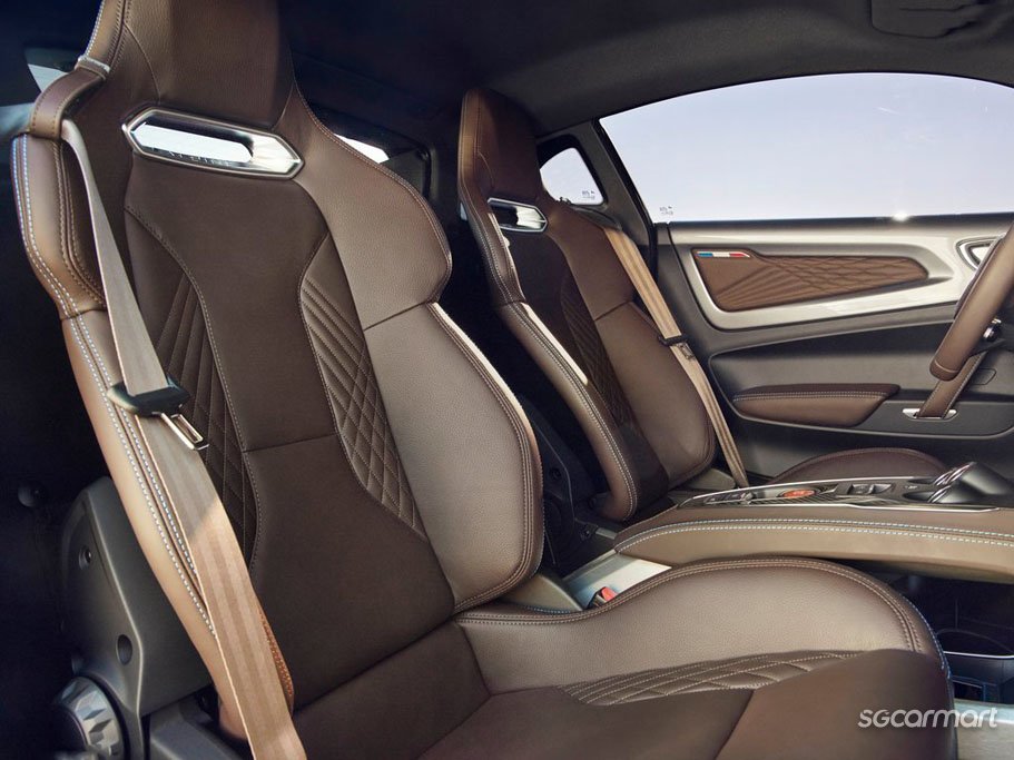 https://i.i-sgcm.com/new_cars/cars/12476/12476_g218