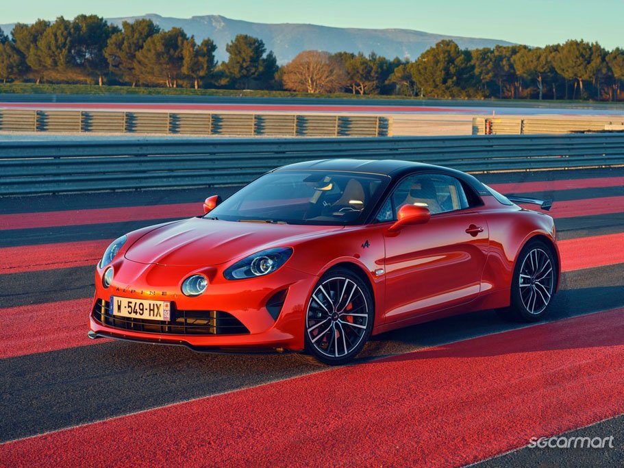 https://i.i-sgcm.com/new_cars/cars/12476/12476_g223
