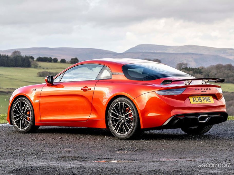 https://i.i-sgcm.com/new_cars/cars/12476/12476_g226