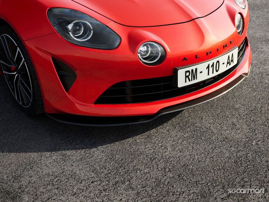 https://i.i-sgcm.com/new_cars/cars/12476/12476_g231