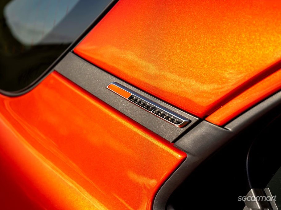 https://i.i-sgcm.com/new_cars/cars/12476/12476_g243