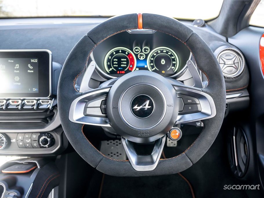https://i.i-sgcm.com/new_cars/cars/12476/12476_g254