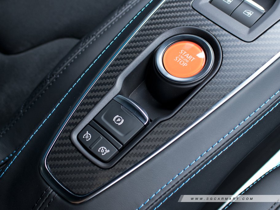 https://i.i-sgcm.com/new_cars/cars/12476/12476_g25