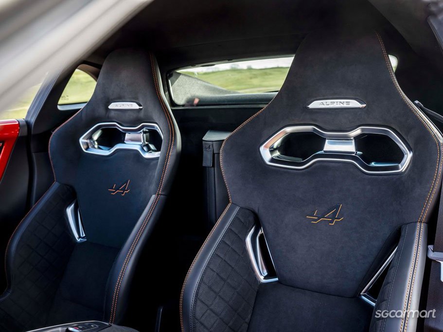 https://i.i-sgcm.com/new_cars/cars/12476/12476_g265