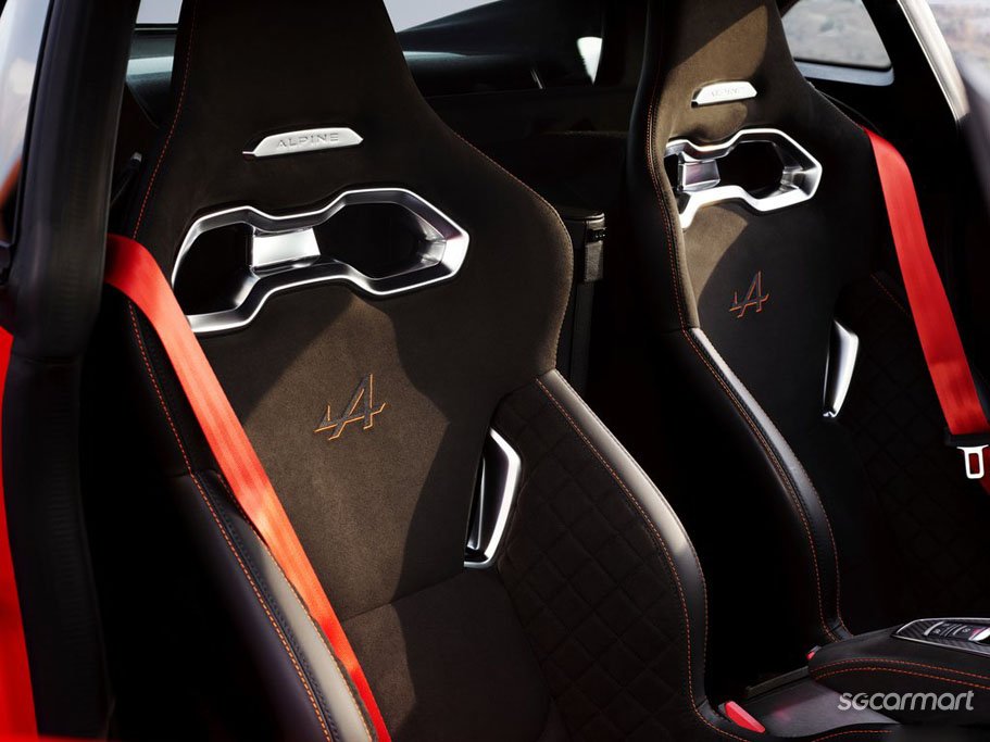 https://i.i-sgcm.com/new_cars/cars/12476/12476_g267