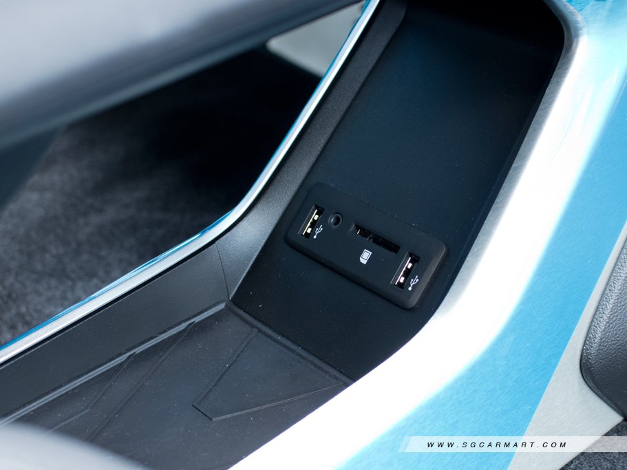 https://i.i-sgcm.com/new_cars/cars/12476/12476_g26