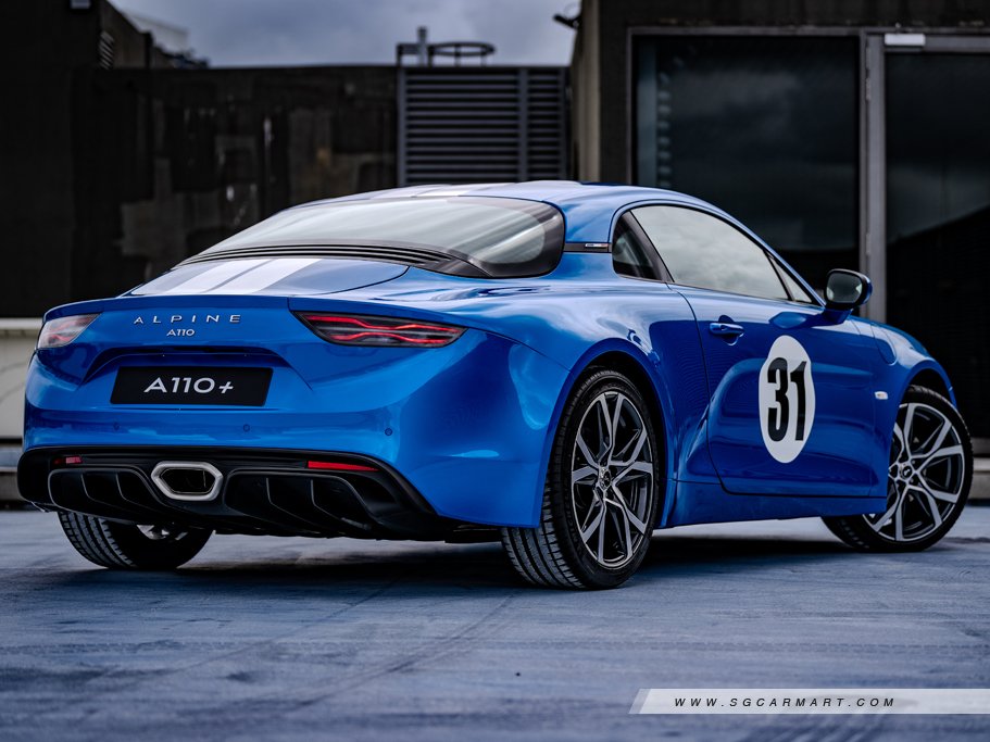 https://i.i-sgcm.com/new_cars/cars/12476/12476_g273