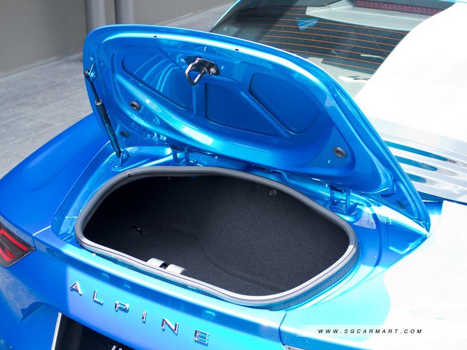 https://i.i-sgcm.com/new_cars/cars/12476/12476_g29