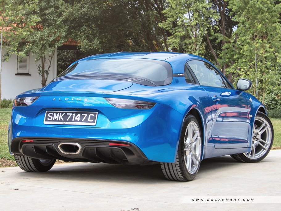 https://i.i-sgcm.com/new_cars/cars/12476/12476_g33