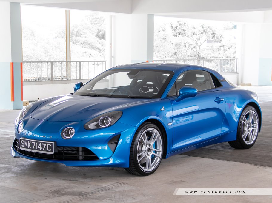 https://i.i-sgcm.com/new_cars/cars/12476/12476_g37