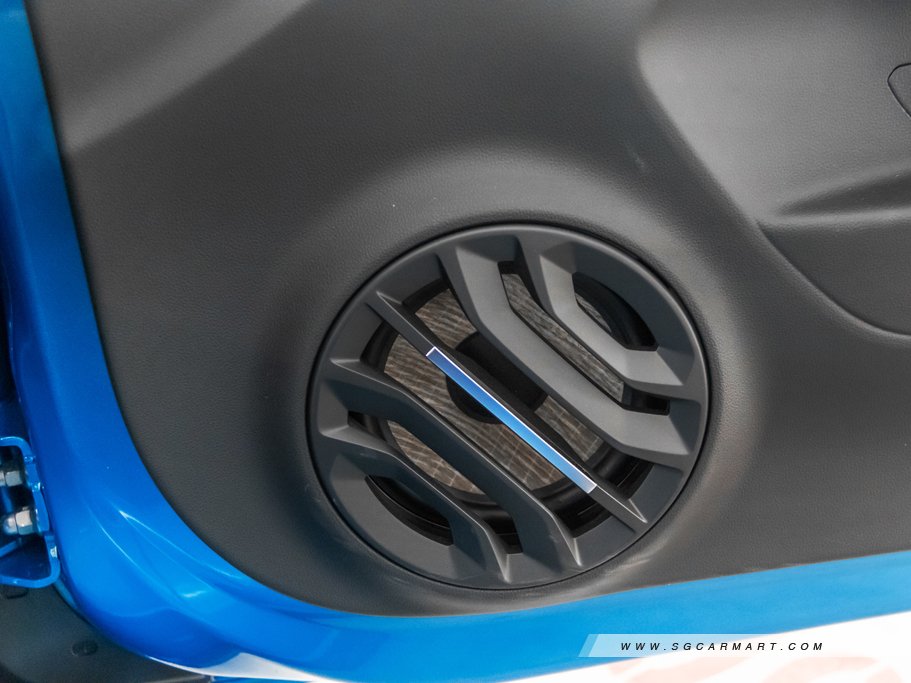 https://i.i-sgcm.com/new_cars/cars/12476/12476_g59