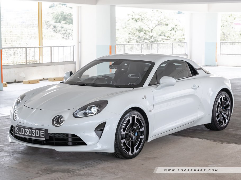 https://i.i-sgcm.com/new_cars/cars/12476/12476_g95