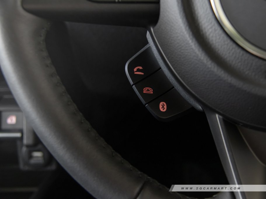 https://i.i-sgcm.com/new_cars/cars/12481/12481_g16