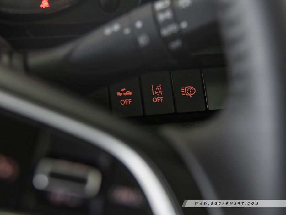 https://i.i-sgcm.com/new_cars/cars/12481/12481_g17