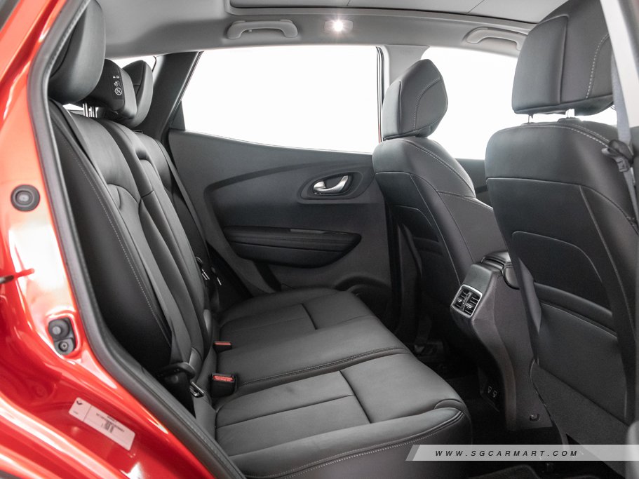 https://i.i-sgcm.com/new_cars/cars/12482/12482_g28