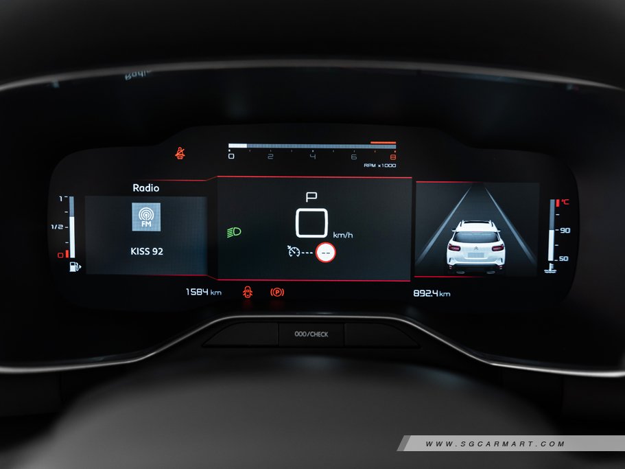 https://i.i-sgcm.com/new_cars/cars/12483/12483_g110
