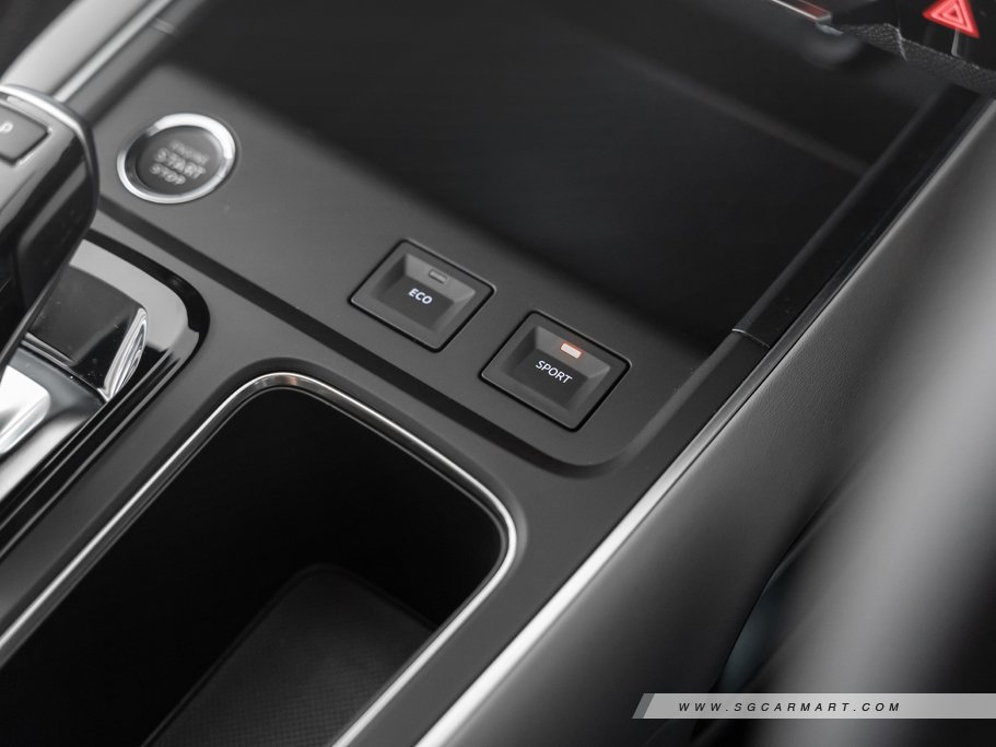 https://i.i-sgcm.com/new_cars/cars/12483/12483_g124