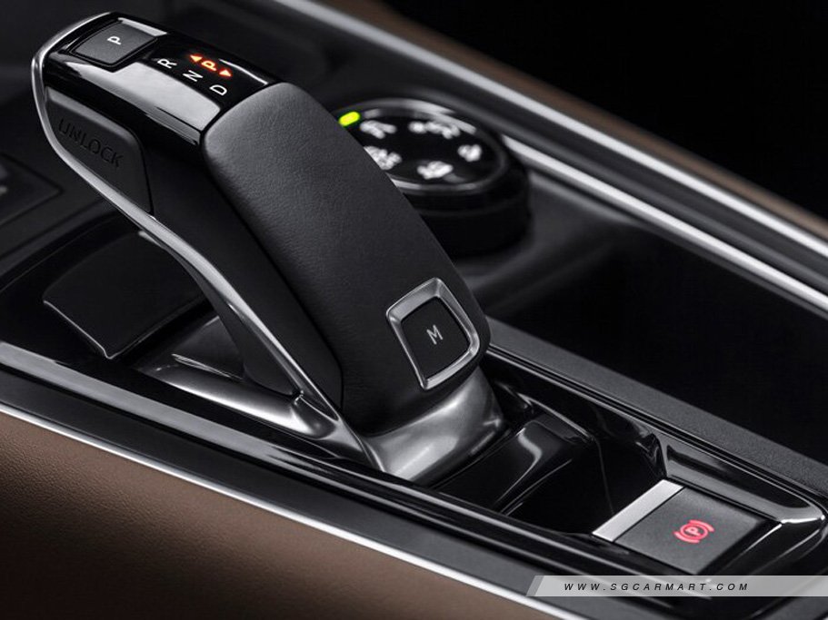 https://i.i-sgcm.com/new_cars/cars/12483/12483_g37
