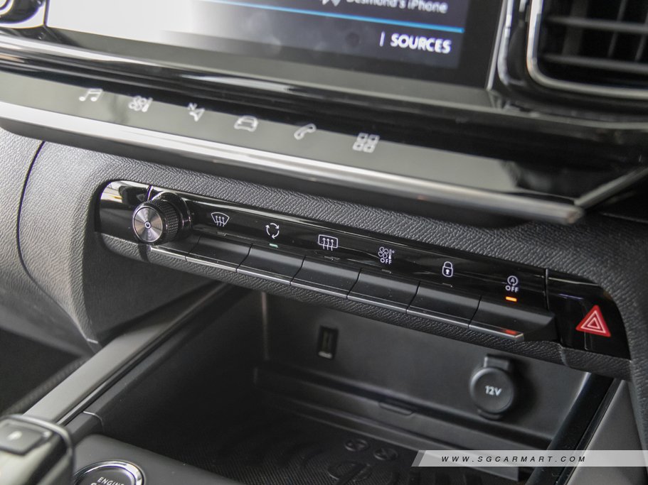 https://i.i-sgcm.com/new_cars/cars/12483/12483_g61
