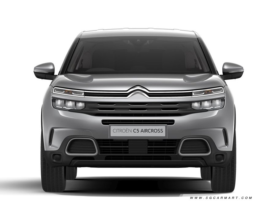 https://i.i-sgcm.com/new_cars/cars/12483/12483_g71