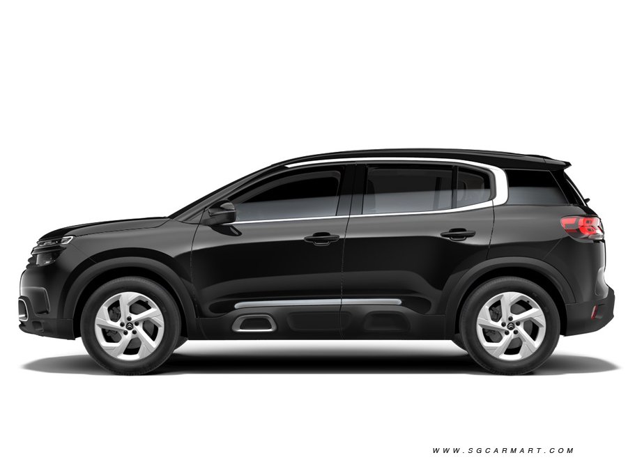 https://i.i-sgcm.com/new_cars/cars/12483/12483_g79