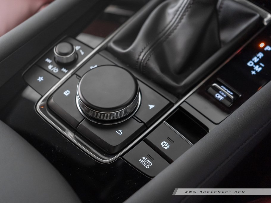 https://i.i-sgcm.com/new_cars/cars/12486/12486_g51