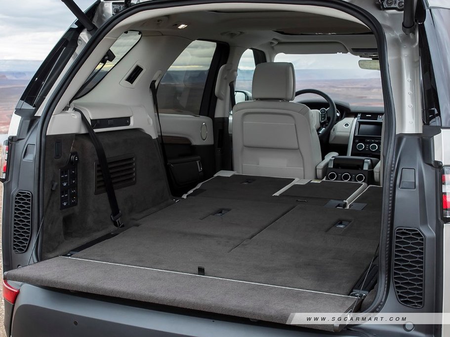 https://i.i-sgcm.com/new_cars/cars/12488/12488_g17