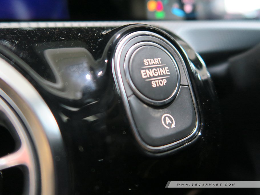https://i.i-sgcm.com/new_cars/cars/12492/12492_g160