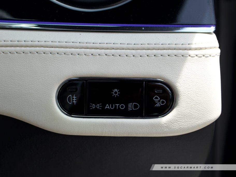 https://i.i-sgcm.com/new_cars/cars/12499/12499_g17