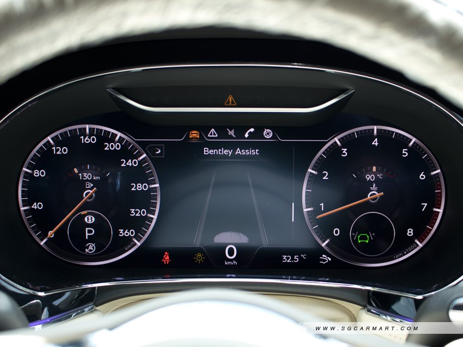 https://i.i-sgcm.com/new_cars/cars/12499/12499_g18