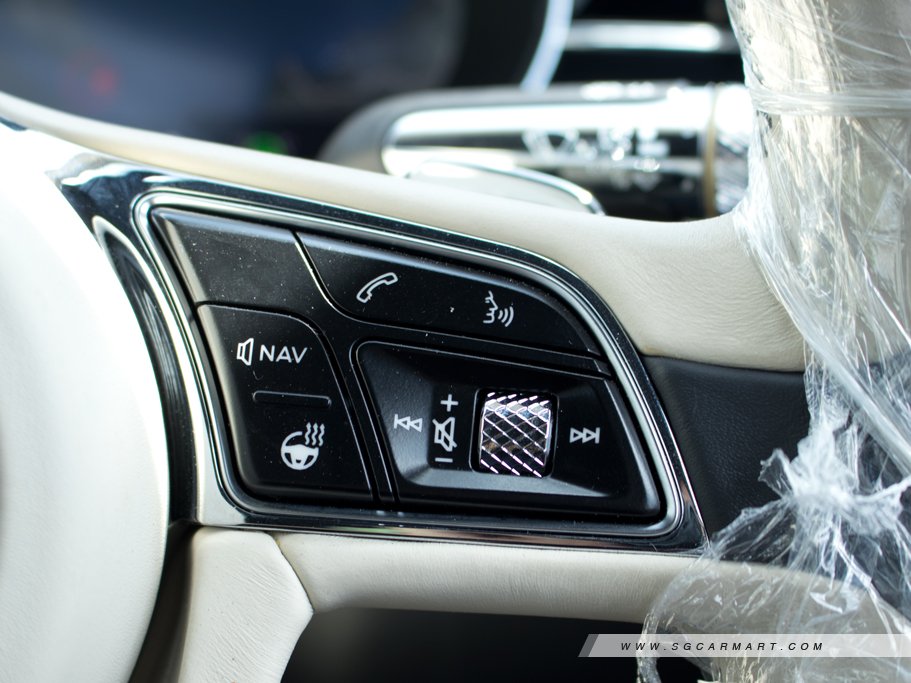 https://i.i-sgcm.com/new_cars/cars/12499/12499_g21