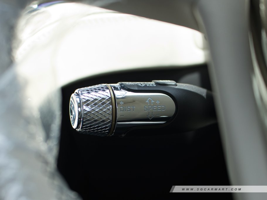 https://i.i-sgcm.com/new_cars/cars/12499/12499_g24