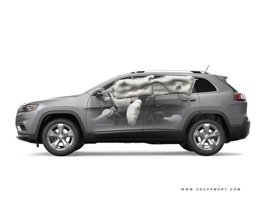 https://i.i-sgcm.com/new_cars/cars/12502/12502_g15