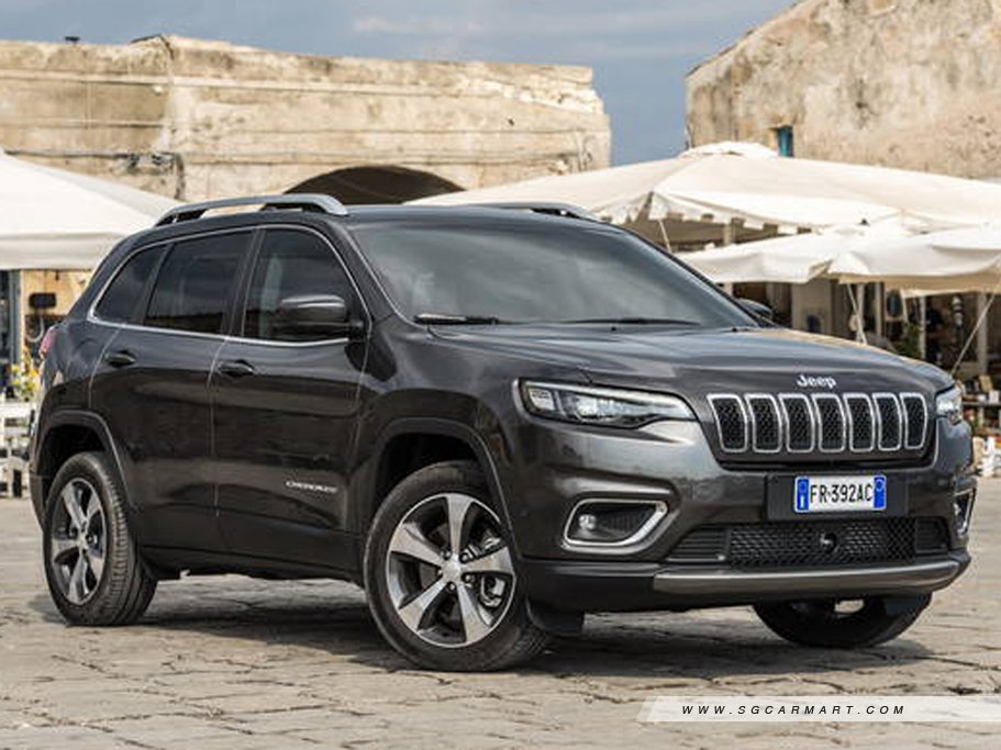 https://i.i-sgcm.com/new_cars/cars/12502/12502_g1