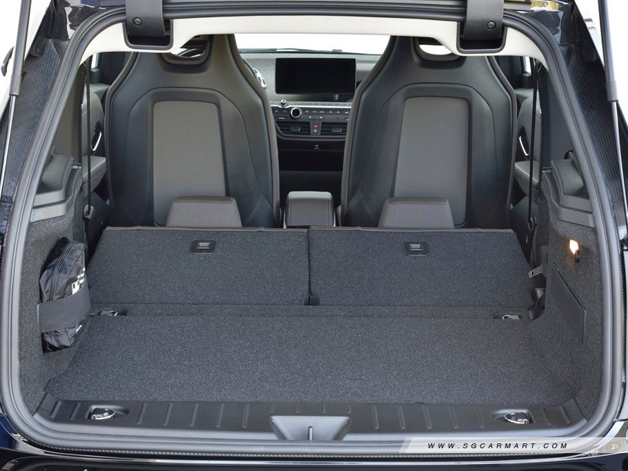 https://i.i-sgcm.com/new_cars/cars/12503/12503_g11