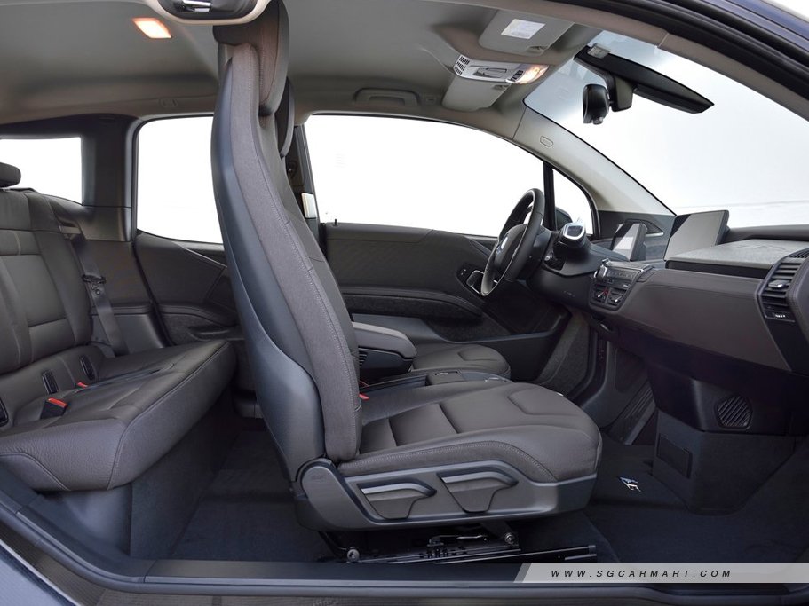 https://i.i-sgcm.com/new_cars/cars/12503/12503_g7